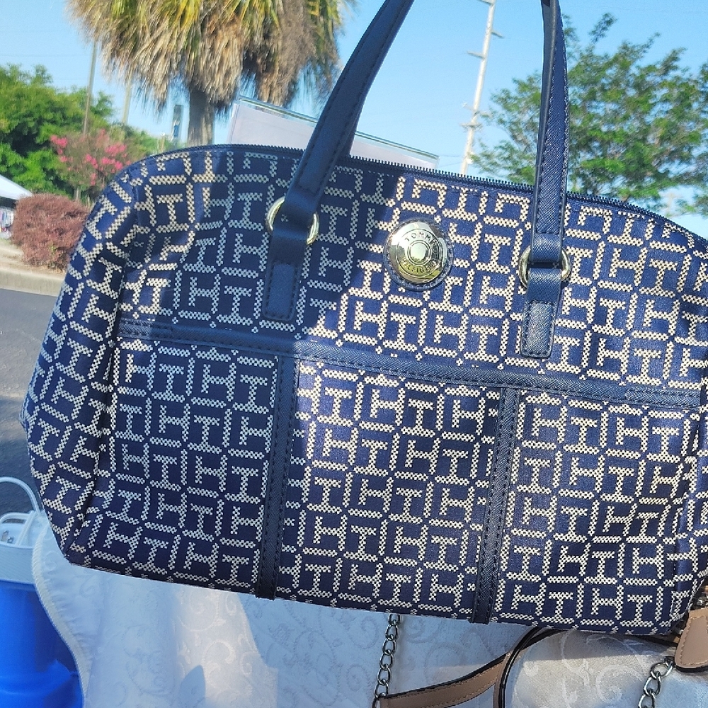 Tommy Hilfiger Blue and White Shoulder Bag with Geometric Design